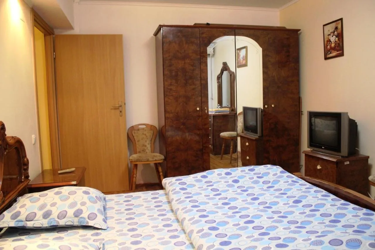 Vitan Modern Apartment, Sleeps 4 Bucharest